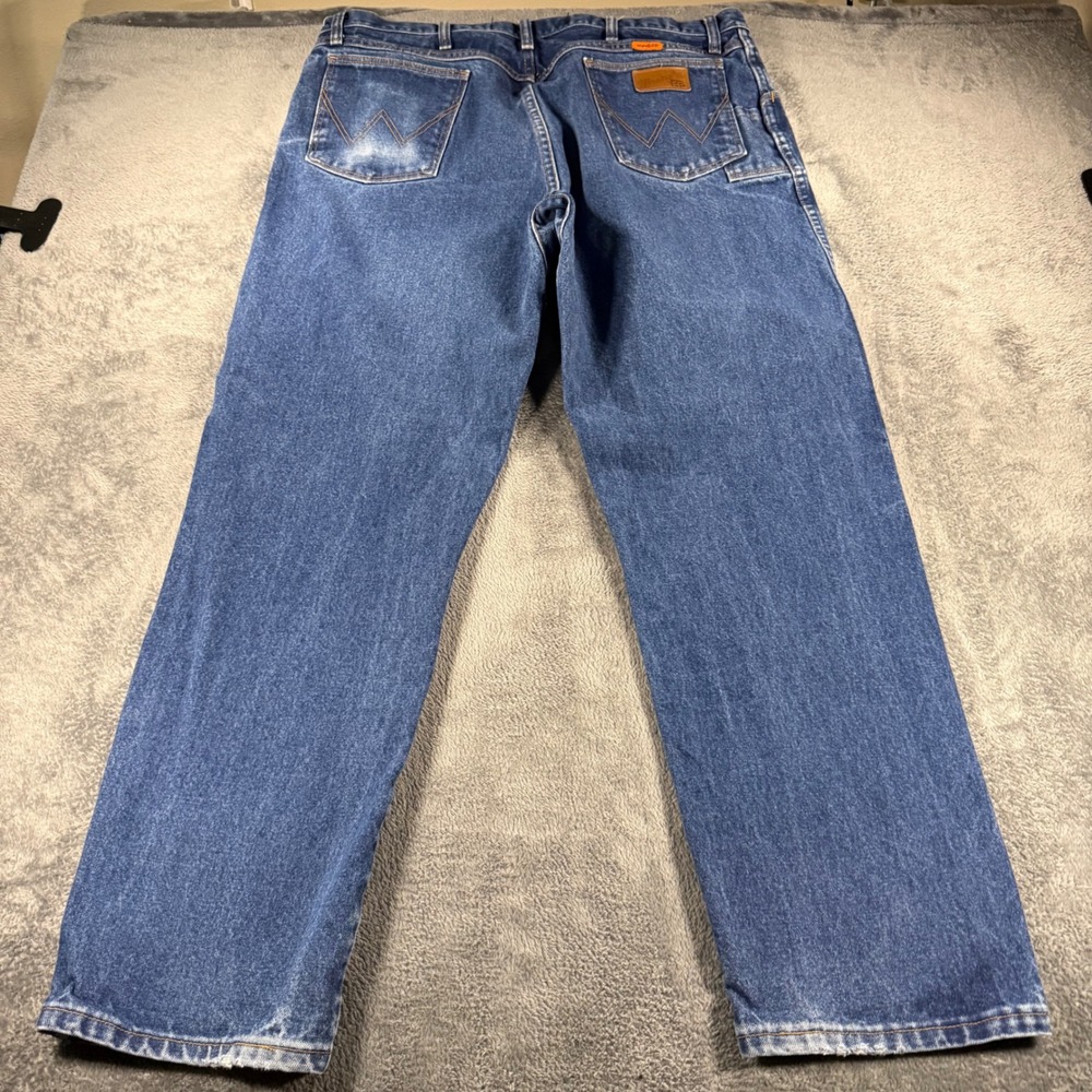 Wrangler FR Flame Resistant Relaxed Fit Jeans Mens 38x32 Blue Denim FR31MWZ HRC2